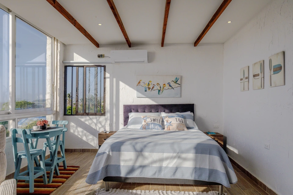 Room 4 panoramic ocean and pier view room